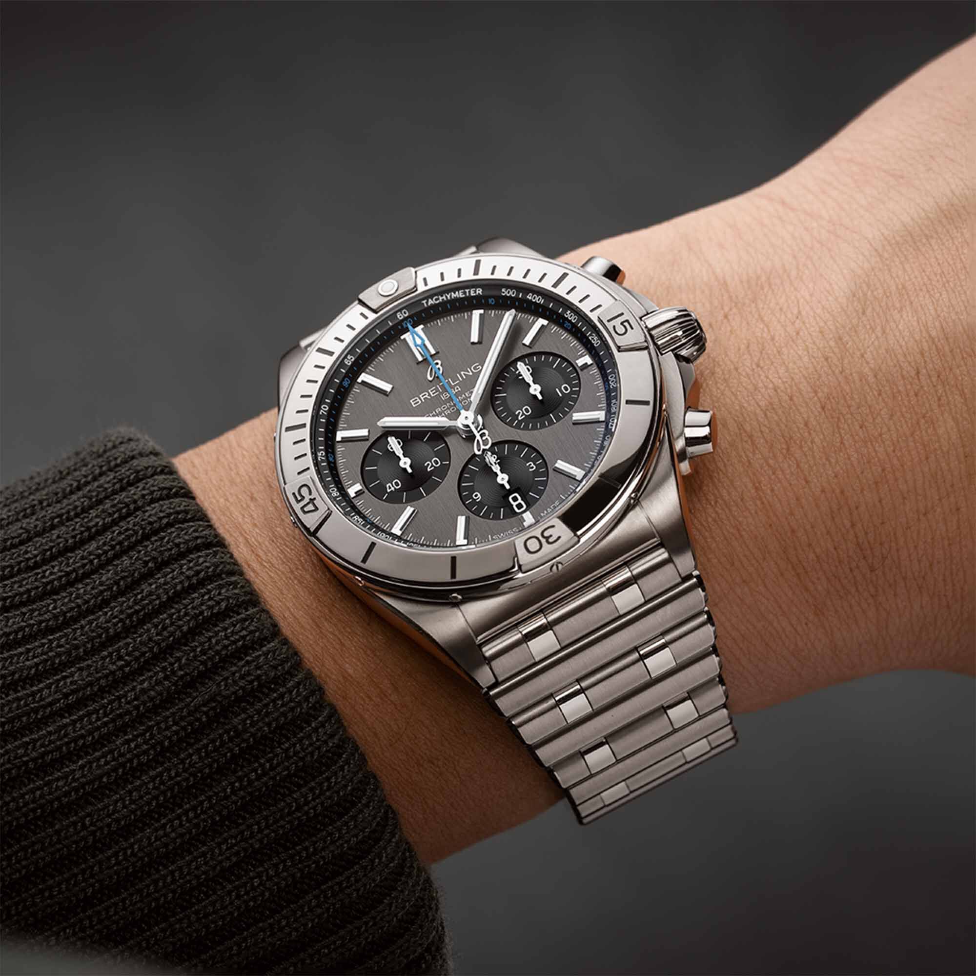 Breitling chronograph chronometer 2025